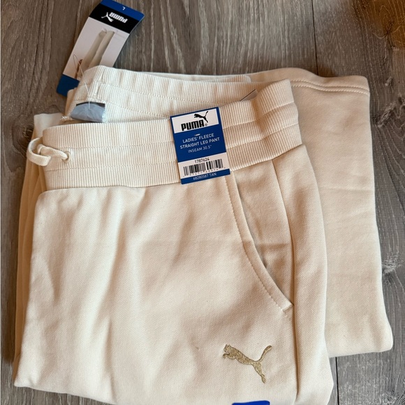 Puma Straight Leg Sweatpants - Picture 3 of 3